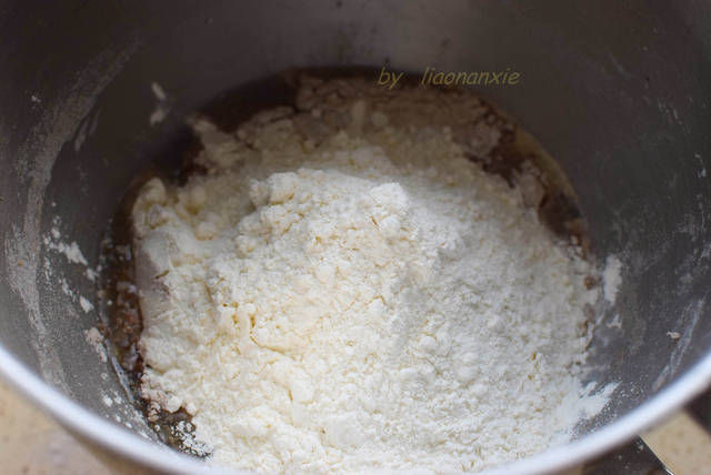  最馋|女儿最馋这种馒头，咸香耐嚼，当早餐很美，利用碎片时间就能蒸好