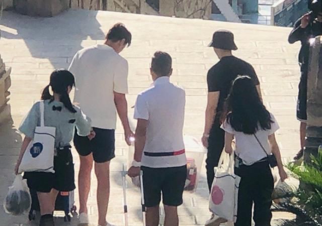  赵丽颖|从《中餐厅4》看综N代的“破与立”_赵丽颖