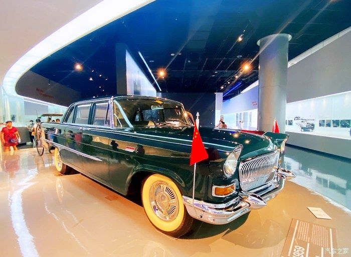 出发|提车后开途观L出发汽车博物馆，培养满足孩子的好奇心！