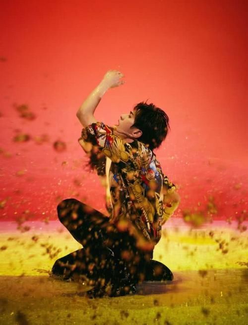 蔡徐坤|蔡徐坤原来你们都会跳《情人》观众对啊