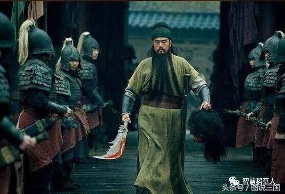 勇猛|关羽勇猛无敌，不服马超，轻视黄忠，为什么在吕布面前狂不起来