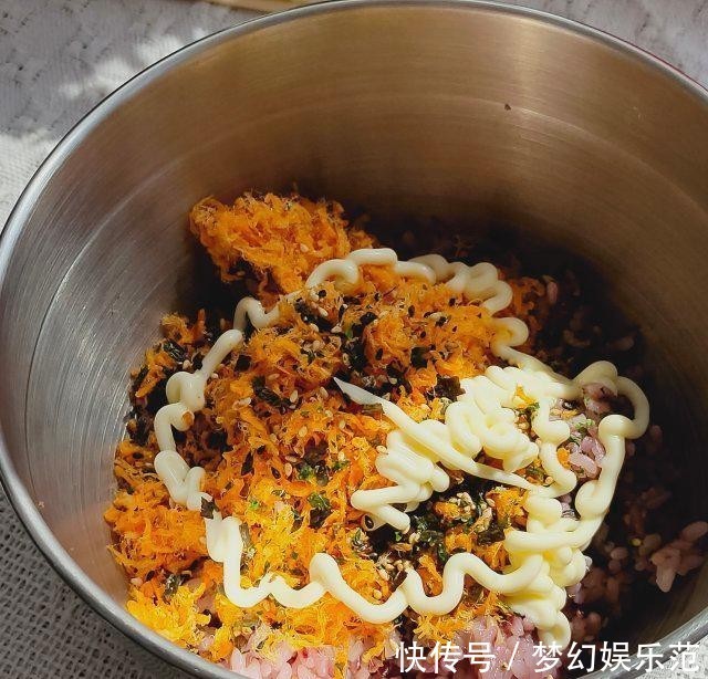 健康|多谷米烤饭团，饭团烤一下，又香又健康