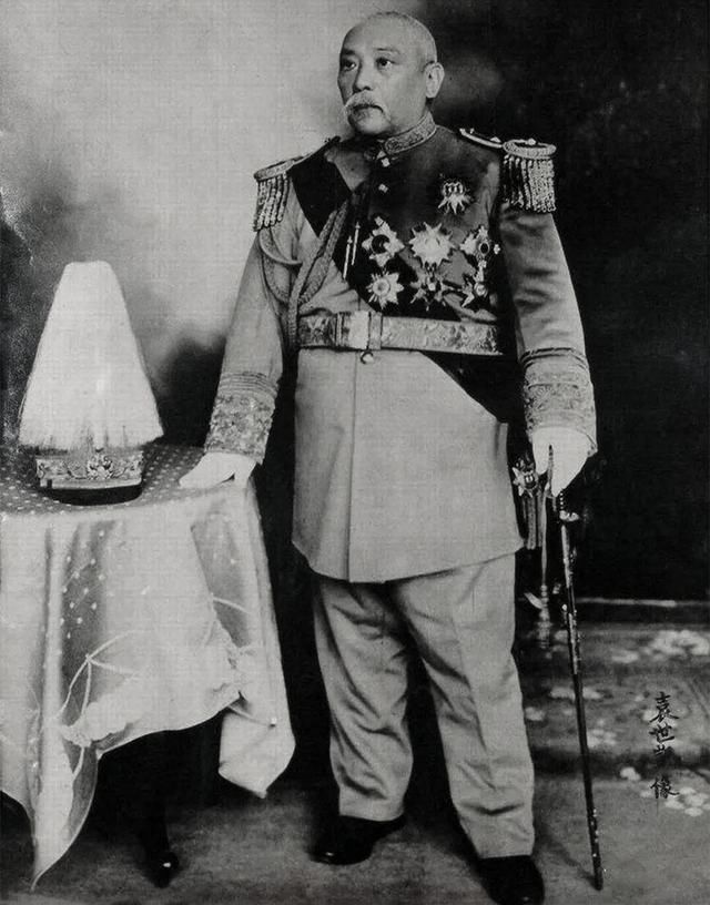 西山|西山十戾：慈禧、袁世凯赫然在列，这六个满人之外的人为何上榜？