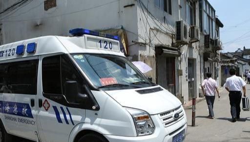 紧急情况|身体突发紧急情况,开车前往医院只要记住一件事,省时省力救命