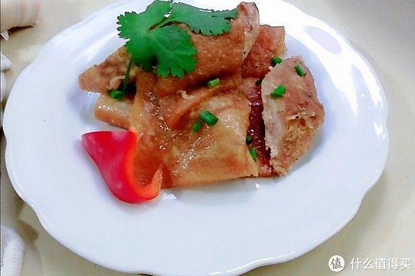 猪皮|芋头焖猪皮,多加这一物,上桌很抢着吃