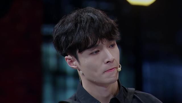  巴里斯|《街舞3》张艺兴淘汰巴里斯的背后，是无情的资本在操盘，太可惜