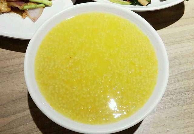 实用|一位婆婆熬了10年小米粥,总结4个好喝秘诀,简单实用,值得收藏