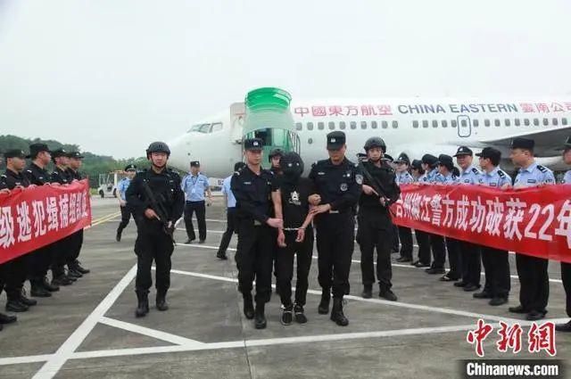 专案组|杀害76岁阿婆逃亡时又杀害16岁少女！22年追捕，A级逃犯昆明被抓