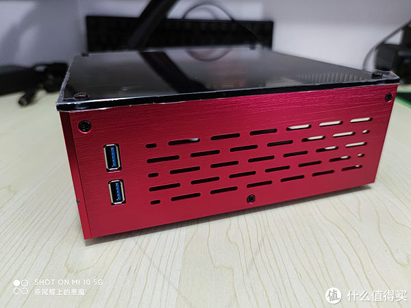 电视|国庆别人堵车我看片，装一台客厅HTPC