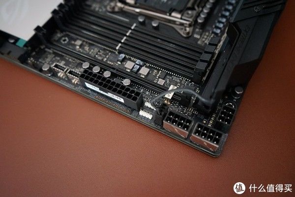 I9|我装了一台因特尔地表最强的I9桌面CPU——10980XE开箱