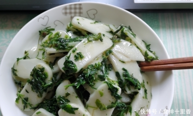  厕所|春天的“刮油菜”，晚饭吃一盘，隔夜上厕所，瘦出小蛮腰