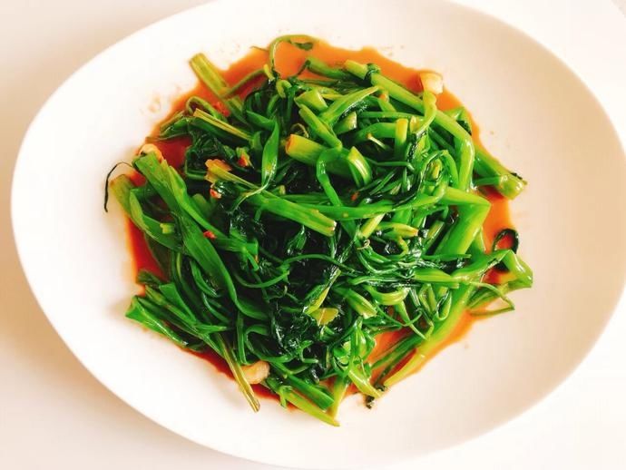 做法|简单快手美味家常菜腐乳空心菜，做法简单味道鲜美，新手一看就会