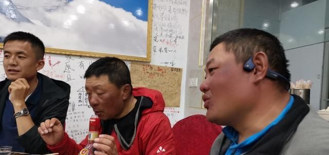  走失|新藏线挑战第二十七天，边牧“拉萨”被主人领走，希望它不再走失