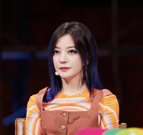  郭敬明|质疑郭敬明给何昶希S卡的女演员发声了，称有点怕，无意冒犯郭敬明