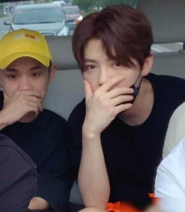  邓超|神仙阵容！邓超鹿晗陈赫新综艺，黄渤惊喜加盟，鹿晗肤色却成亮点