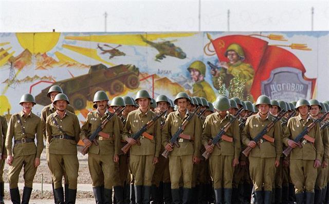 去苏联化政策,但却仍被称为苏联继承人