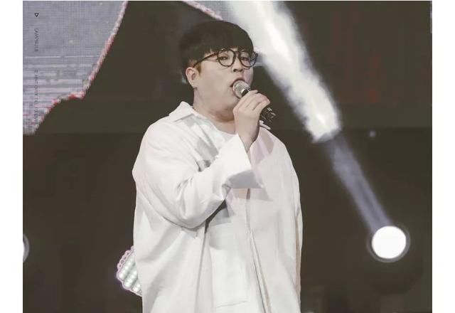  女团|脸颊没肉是常态?韩国爱豆为了减肥到底有多拼