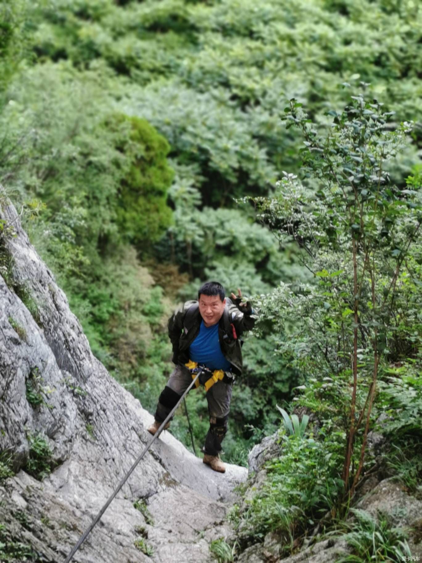  彩虹洞|【鹿卡带你去旅行】刺激的挑战自我
