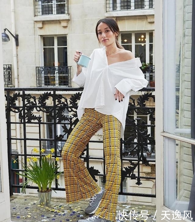 时髦|这位法国小姐姐的混搭技术,让你时髦到炸街,学起来却毫不费力