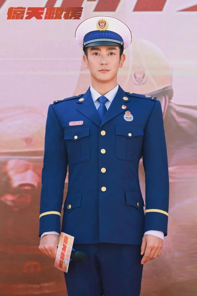 这部|年度期待又加一员，这部类型突破大作真敢拍啊！