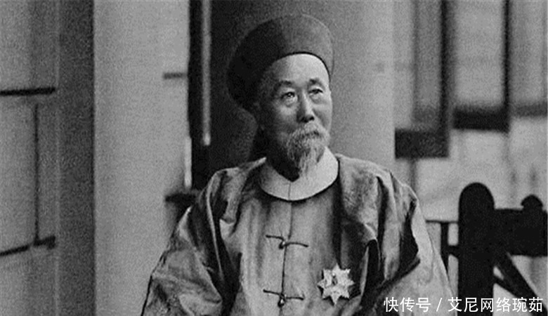  机枪|李鸿章第一次见马克沁机枪，没有先问价格，而是提了个专业问题