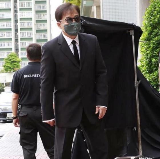 买房|娱乐日报|阿娇酒店发生意外;王思聪疑又带美女买房;吴磊里程遭私生饭盗用?