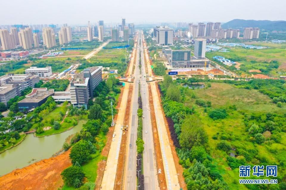  通车|营造四季美景助力城市排涝 武汉光谷高新大道辅道将通车