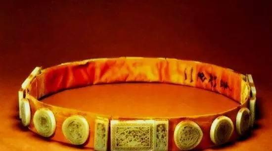 引发|明神宗帮助郑贵妃提高声望,一个小小举动引发大案