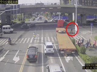  非机动车|警示丨不到一个月，银川三人因此身亡！