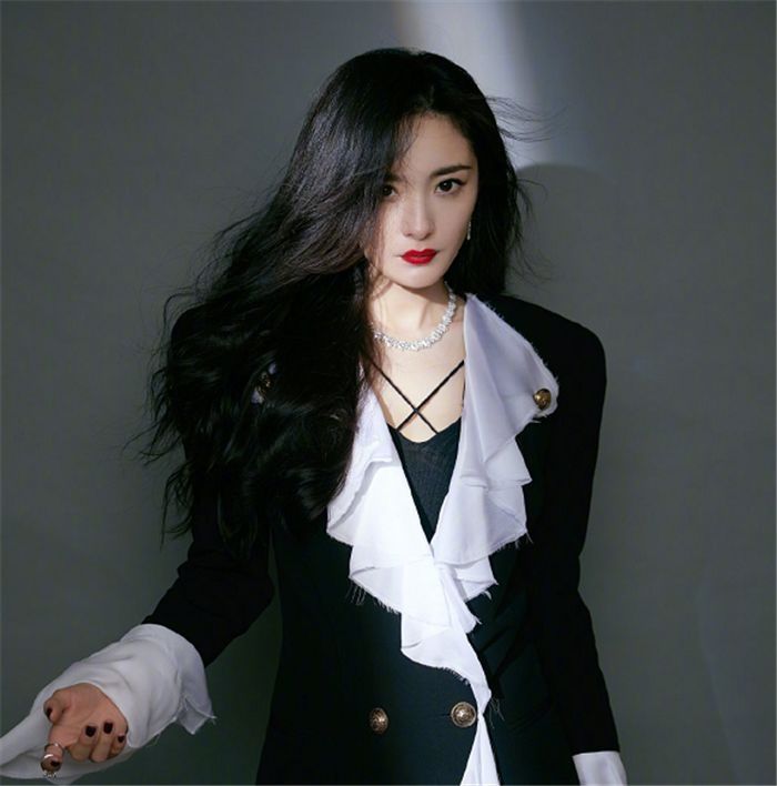  们最喜欢|目前“最受欢迎”综艺嘉宾：赵丽颖第5，杨洋第2，榜首已霸屏！