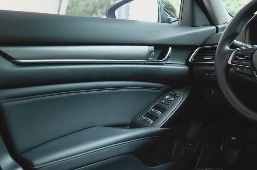  索纳塔|都是第10代，都是“H”，第十代索纳塔和第十代雅阁谁更强？