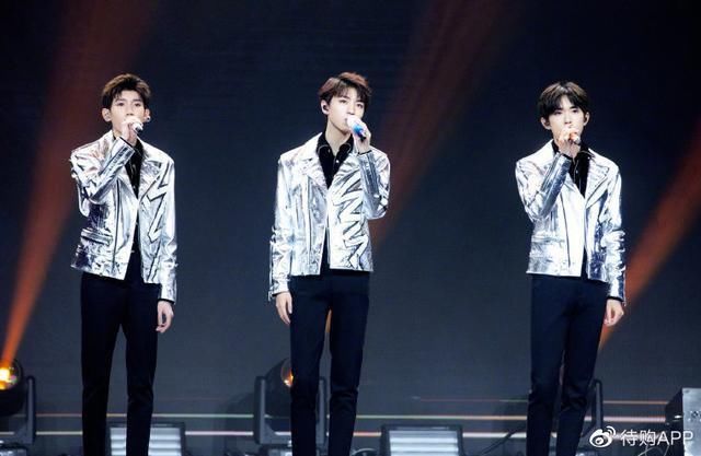  粉丝|TFBOYS演唱会未播先吐槽，时代峰峻打擦边球，这步走对了吗