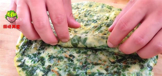  宝宝|几分钟就上桌的早餐饼，软中带脆解馋，营养全面，一家老小都爱吃