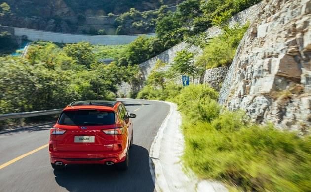  越野|长安福特锐际 越野专家专业解析