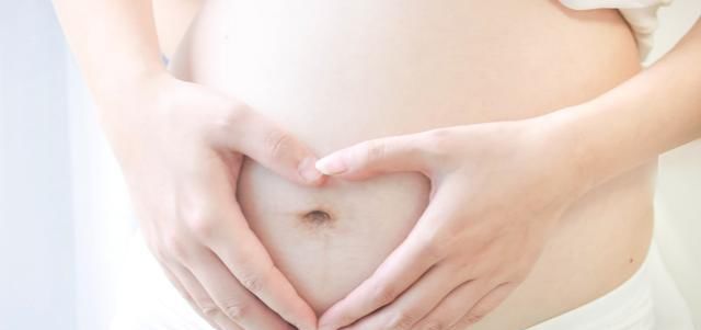 看着|丈夫陪产,抓拍到3张孕妈顺产的经典照片,网友:看着都觉得疼