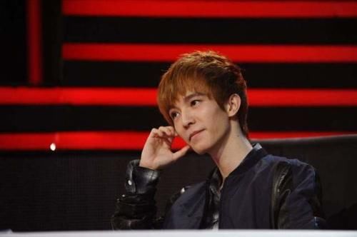  伊能静|娱乐圈的“照妖镜”易立竞，“扎心”访谈被网友叫好！