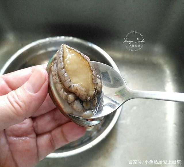 肥美|8月，这海鲜最肥美，1.99元一只，蒸一蒸就好，出锅香到流口水