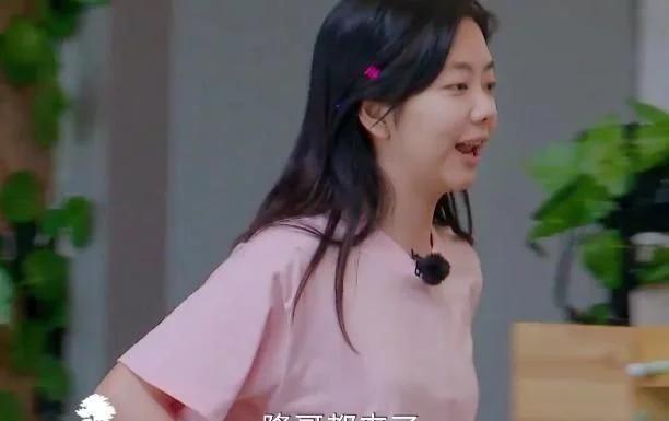 郑爽|别人早起都给小孩做饭,郑爽在做啥?当场看懵导演