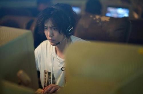  只不过|《穿越火线》播出，鹿晗只不过是本色出演，吴磊演技才是“炸裂”