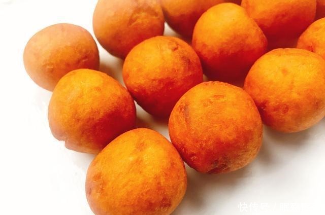 做成|红薯别再蒸着吃,做成红薯丸子,香甜软糯,一口一个超过瘾