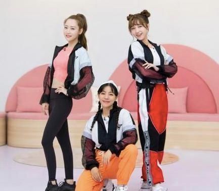  代表作品|从四方面来看丁当组表现，怎么都不至于排倒数第一吧？