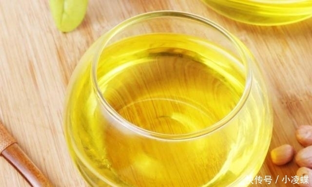 常生活|花生油和菜籽油哪一个更好？专家给出衷心建议：一定不要选错！