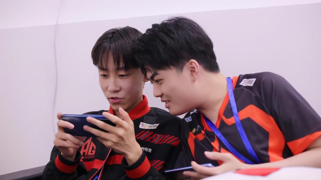 主教练|王者荣耀：AG月光下赛季卸任教练一职！是真的么？