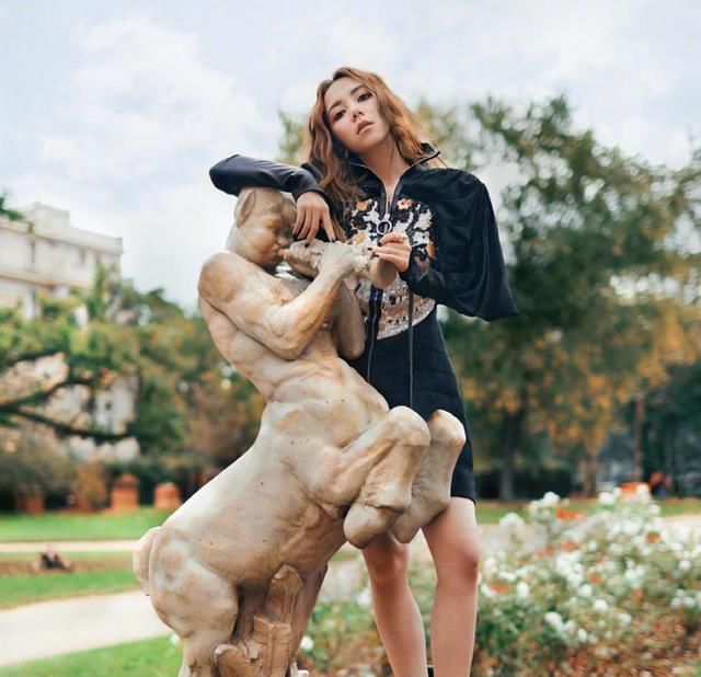  翻车|同是《中国新说唱》女导师，为什么邓紫棋受赞誉，张靓颖却翻车？