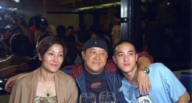  隐秘|曾志伟妻子去世，引出一段港片江湖父子隐秘往事