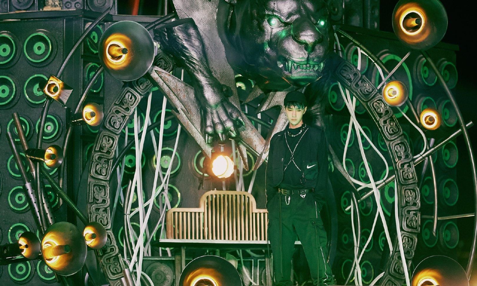 博式|粉丝用王一博的“博式新词”,喊话乐华娱乐要作为,硬气点