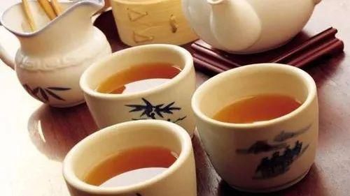  小常识|饭后不能喝蜂蜜水？这些小常识你得知道！