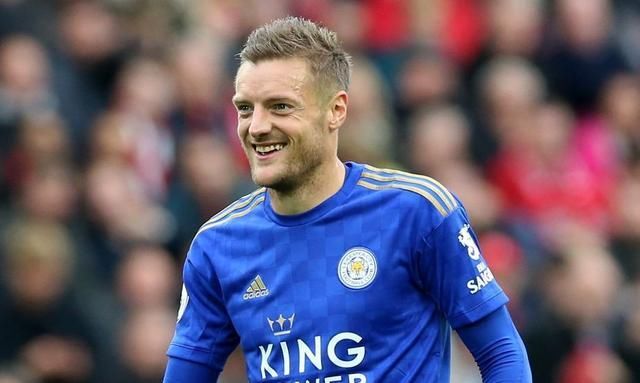  别联赛|战术板｜从默默无闻到英超金靴，“励志哥”瓦尔迪如何取得成功？