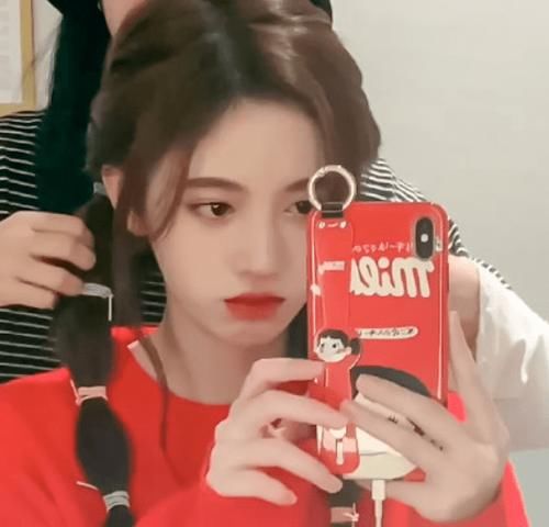  王子|鞠婧祎谎报身高？陈翔新恋情？阿朵淘汰内幕？贺俊雄不满评分退赛？王子文没资源？