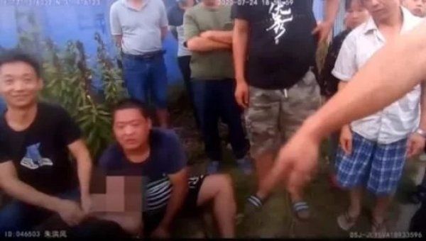 犯罪嫌疑人|专偷女性内衣还在家里囤了十大箱？宝山民警抓获“内衣大盗”